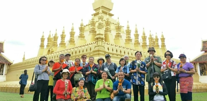พระธาตุหลวง-สถานที่สำคัญของชาวลาว-ทัวร์ลาว3วัน2คืน