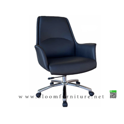 เก้าอี้สำนักงานหุ้มหนัง รูปทรงสวยหรู มีโช๊คปรับสูงต่ำ ขนาด 68x65x104-112 ซม.