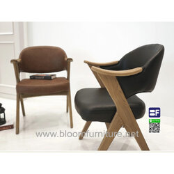 เก้าอี้โครงไม้ เบาะที่นั่งหุ้มหนัง