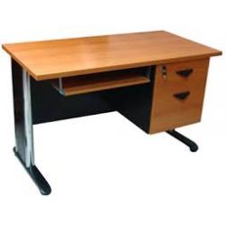 โต๊ะคอมพิวเตอร์ ผิวเมลามีน (ขาเหล็ก) 1.20 เมตร