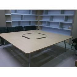 โต๊ะประชุมผิวเมลามีน ขาเหล็ก ขนาดสั่งทำได้ตามความต้องการลูกค้า