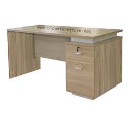 โต๊ะทำงานพร้อมลิ้นชัก มีกุญแจล็อก ขนาด 150x60x75 ซม.