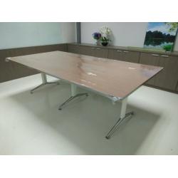 โต๊ะประชุมผิวเมลามีนอย่างดี ขนาด 240*120*75 ซม.