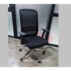 เก้าอี้สำนักงานหุ้มผ้าตาข่าย มีโช๊คไฮโดรริกปรับสูง-ต่ำ