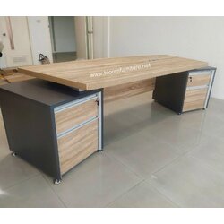 ชุดโต๊ะทำงานผู้บริหารหน้าโค้งเคลือบผิวเมลามีนทั้งตัว ขนาด 283*99*75 ซม.