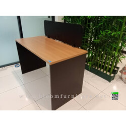 โต๊ะทำงานพร้อมแผ่นกั้นมินิสกรีนบนโต๊ะ (ผลิตตามขนาดและสีที่ต้องการได้)