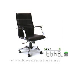 เก้าอี้สำนักงานพนักพิงสูง ขนาด 63x71x106 ซม.