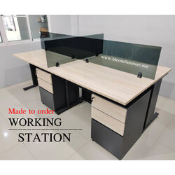 โต๊ะทำงานกลุ่มพร้อมกระจกกั้นหน้าโต๊ะ กำหนดจำนวนที่นั่งและรูปแบบการจัดวางได้