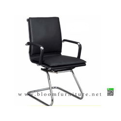 เก้าอี้รับรองขาเหล็กโค้ง C ขาเหล็กหนาชุบโครเมี่ยม ขนาด 56x59x89 ซม.