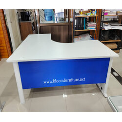 โต๊ะทำงานตัวแอล หน้าไม้เคลือบผิวเมลามีน ขนาด 160*160*75 ซม.