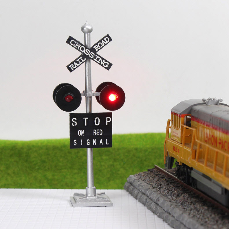 ชุดสัญญาณเตือนข้ามทางรถไฟ