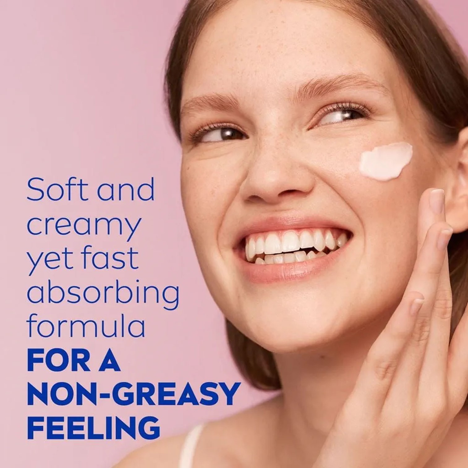 NIVEA OIL IN LOTION ROSE & ARGAN OIL 400ML โลชั่นบำรุงผิวกายเพิ่มความชุ่มชื้นผิวแลดูอ่อนกว่าวัยสูตรพิเศษสินค้านำเข้าจากออสเตรเลียพร้อมส่ง