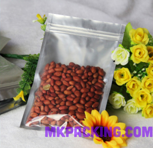 ถุงเมทัลไลท์ หน้าใส หลังฟอยล์ ซิปล็อค ตั้งไม่ได้ ขนาด 7.7*10 ซม.