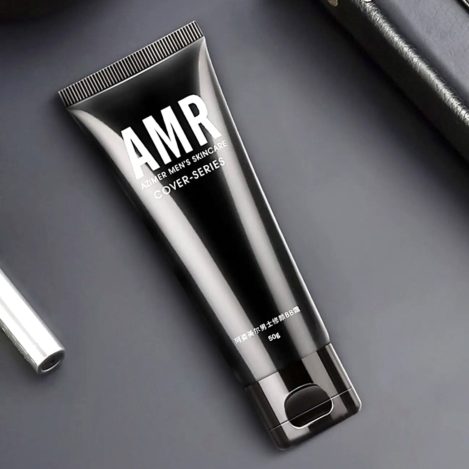 AMR Azimer Men’s Skincare Cover Series 50g ครีมรองพื้นเนื้อบางเบาสำหรับผู้ชายช่วยให้ผิวหน้าเรียบเนียนแลดูกระจ่างใสมีออร่าคุมมันหล่อดูดีตลอดวัน