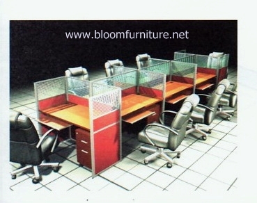 โต๊ะทำงานกลุ่มพร้อม Partition สำหรับ 8 ที่นั่ง ขนาด 488x122x120 ซม.