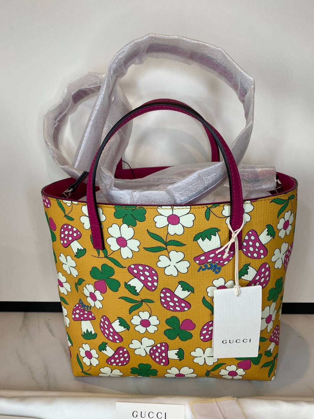 Gucci Tote Flowers & Mushroom With Strap