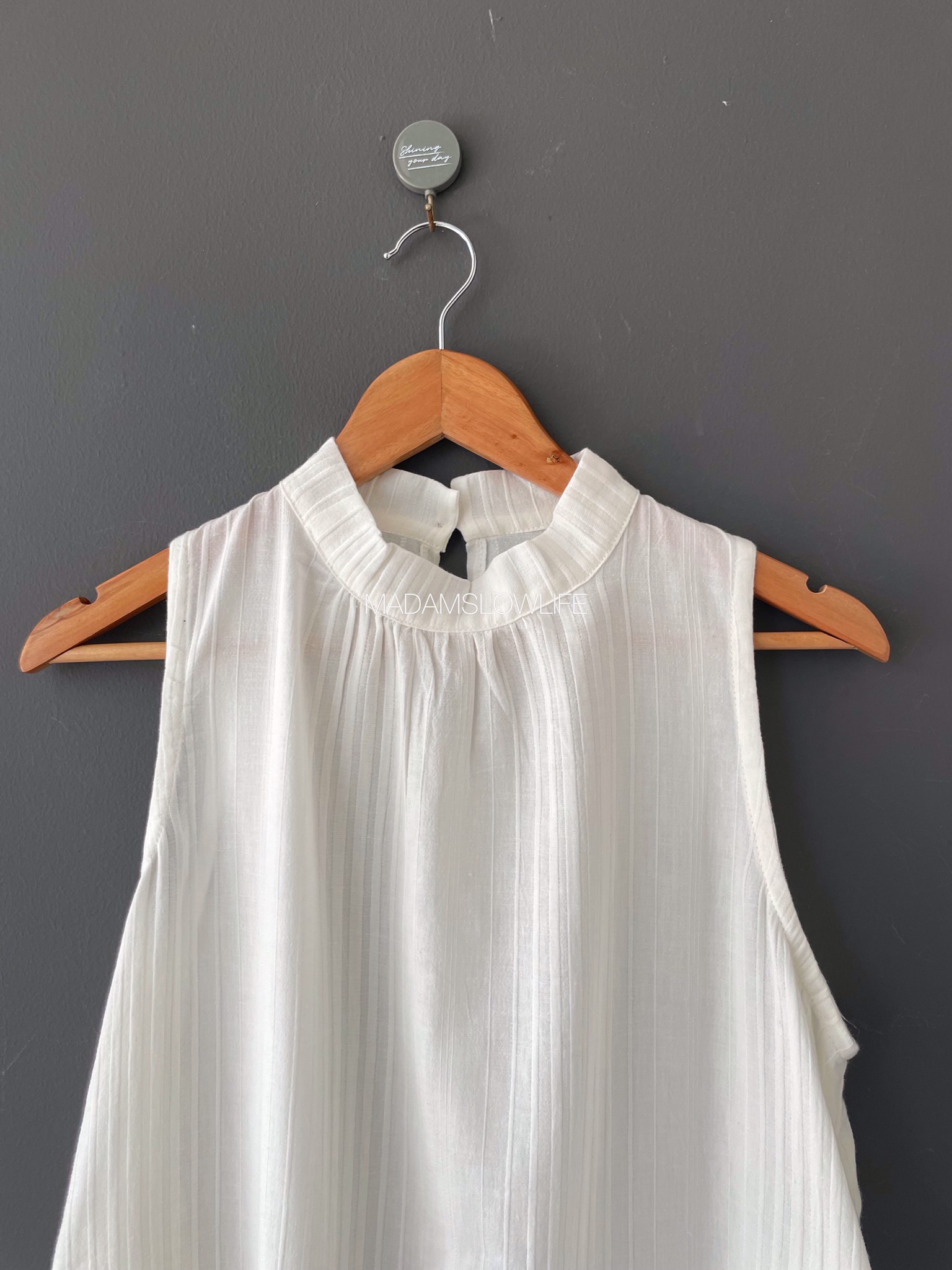 เดรสยาวคอเต่า (ชายสอบ) Size F อก 38-42 นิ้ว