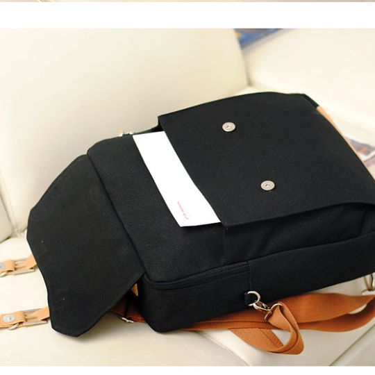 กระเป๋าเป้ ลาย attack on titan