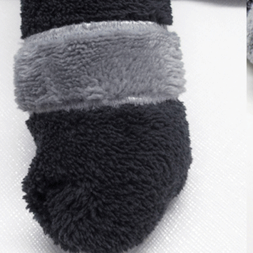 เสื้อกันหนาว ลาย Neko Atsume