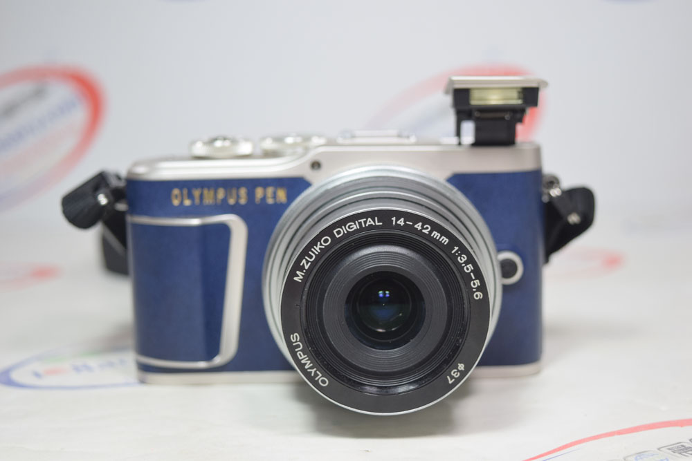 ขาย กล้อง Olympus Pen E-PL9 พร้อมเลนส์ 14-42 สีน้ำเงิน สภาพนางฟ้า ใช้น้อย อปก.ครบ