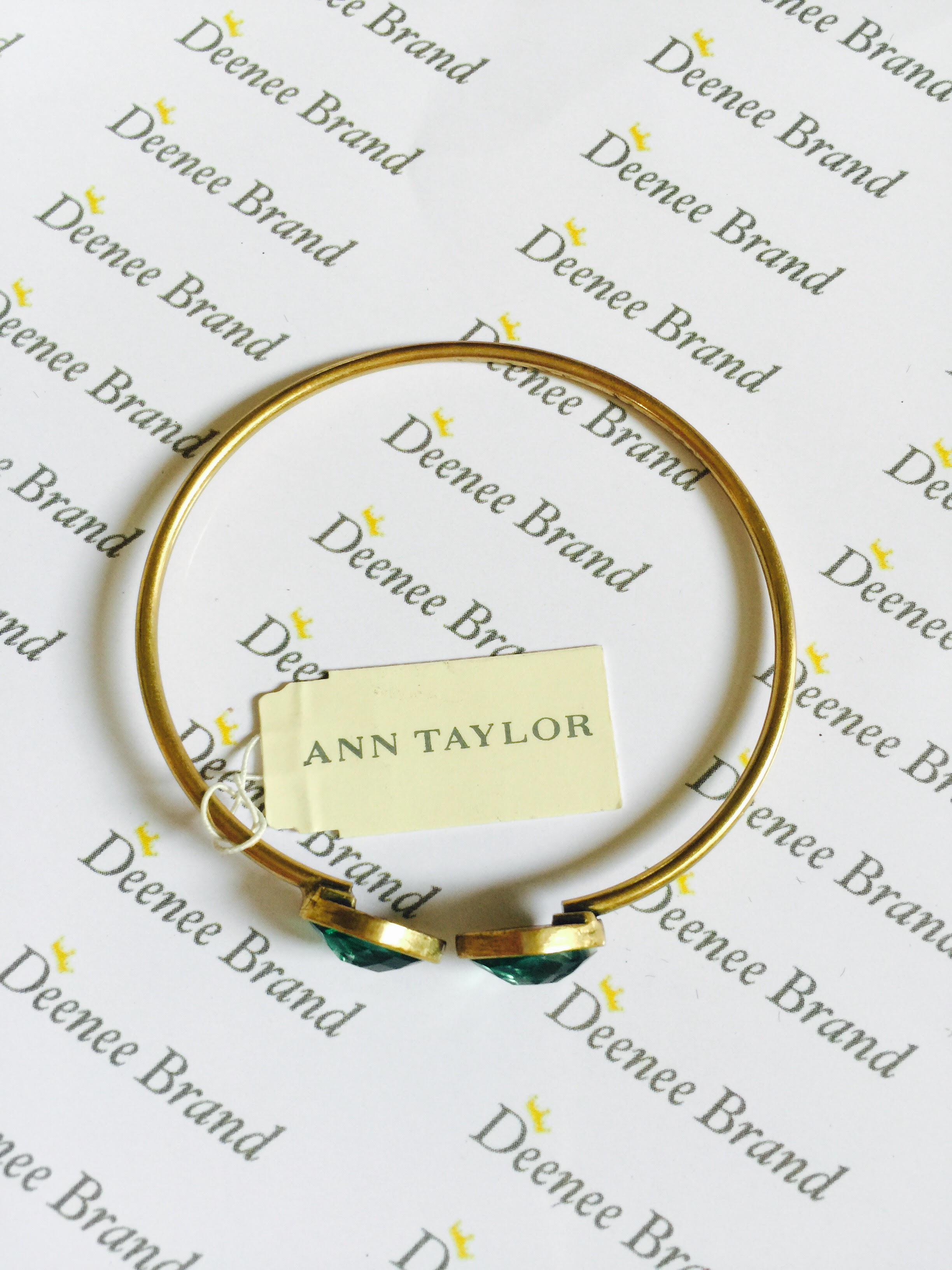 Ann Taylor กำไลคริสตัล