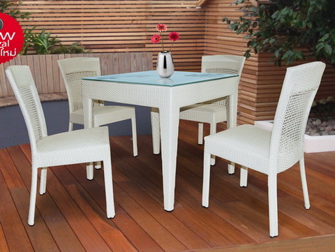 ชุดโต๊ะเก้าอี้หวายเทียม พร้อมเก้าอี้
