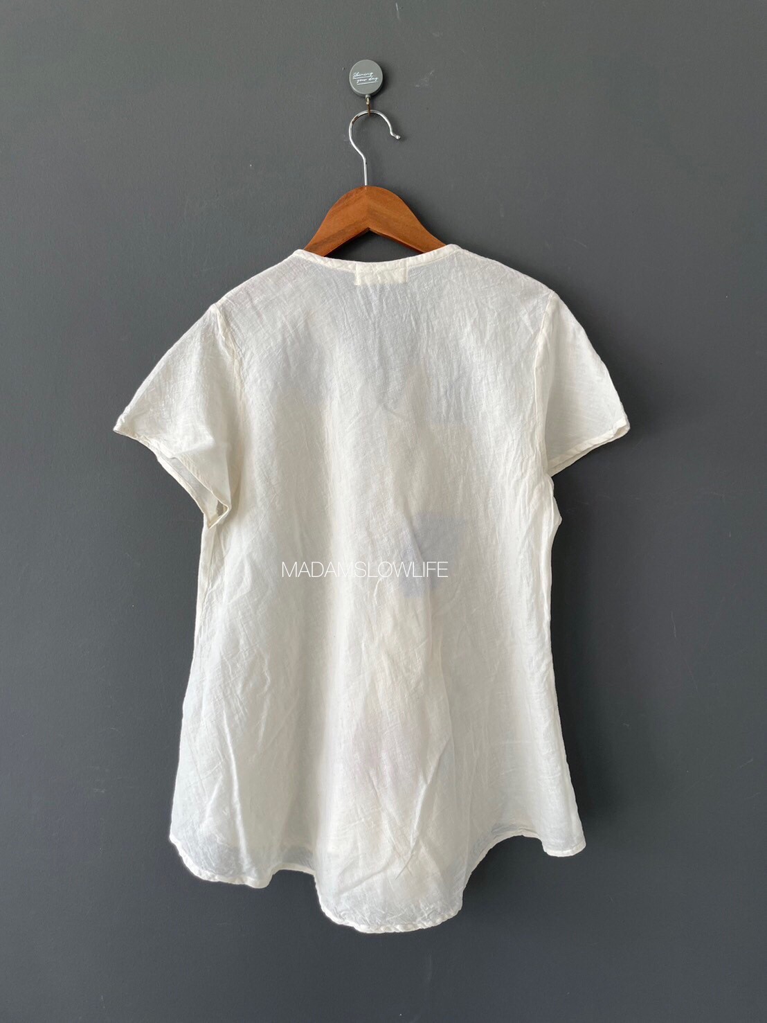 เสื้อคอตตอน Size F อก 38-42 นิ้ว ยาว 27 นิ้ว ผ้าคอตตอนเนื้อนิ่ม พิมพ์ลายใบไม้ด้วยสีปลอดสารพิษ