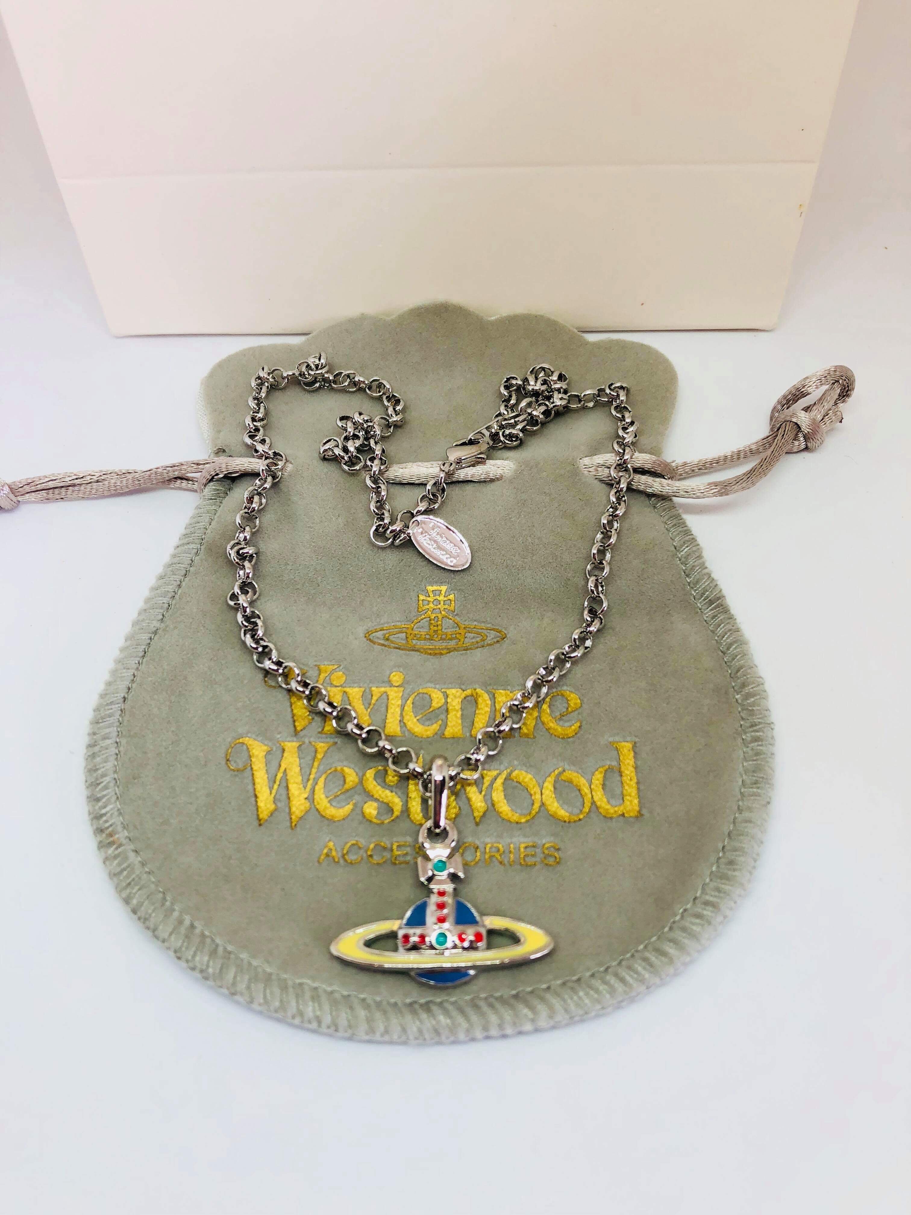 vivienne westwood Neil Bas Relief Pendant necklace