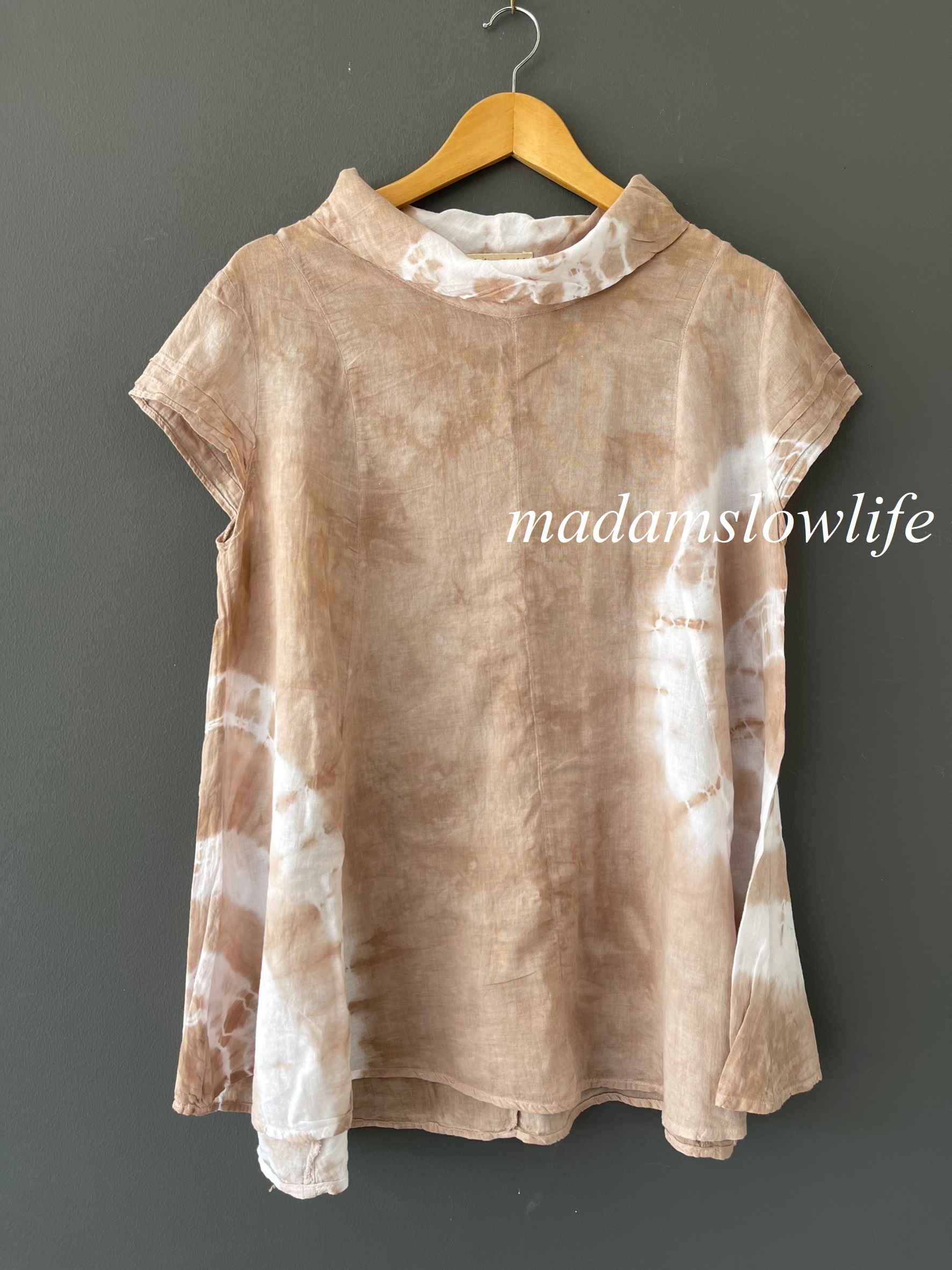 เสื้อคอพับ A คอตตอน 100% เนื้อนิ่ม ย้อมและพิมพ์มือสีปลอดสารพิษ มีให้เลือก4สี