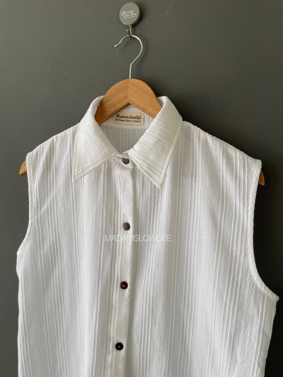 เสื้อแขนกุดผู้หญิง Size:M L XL