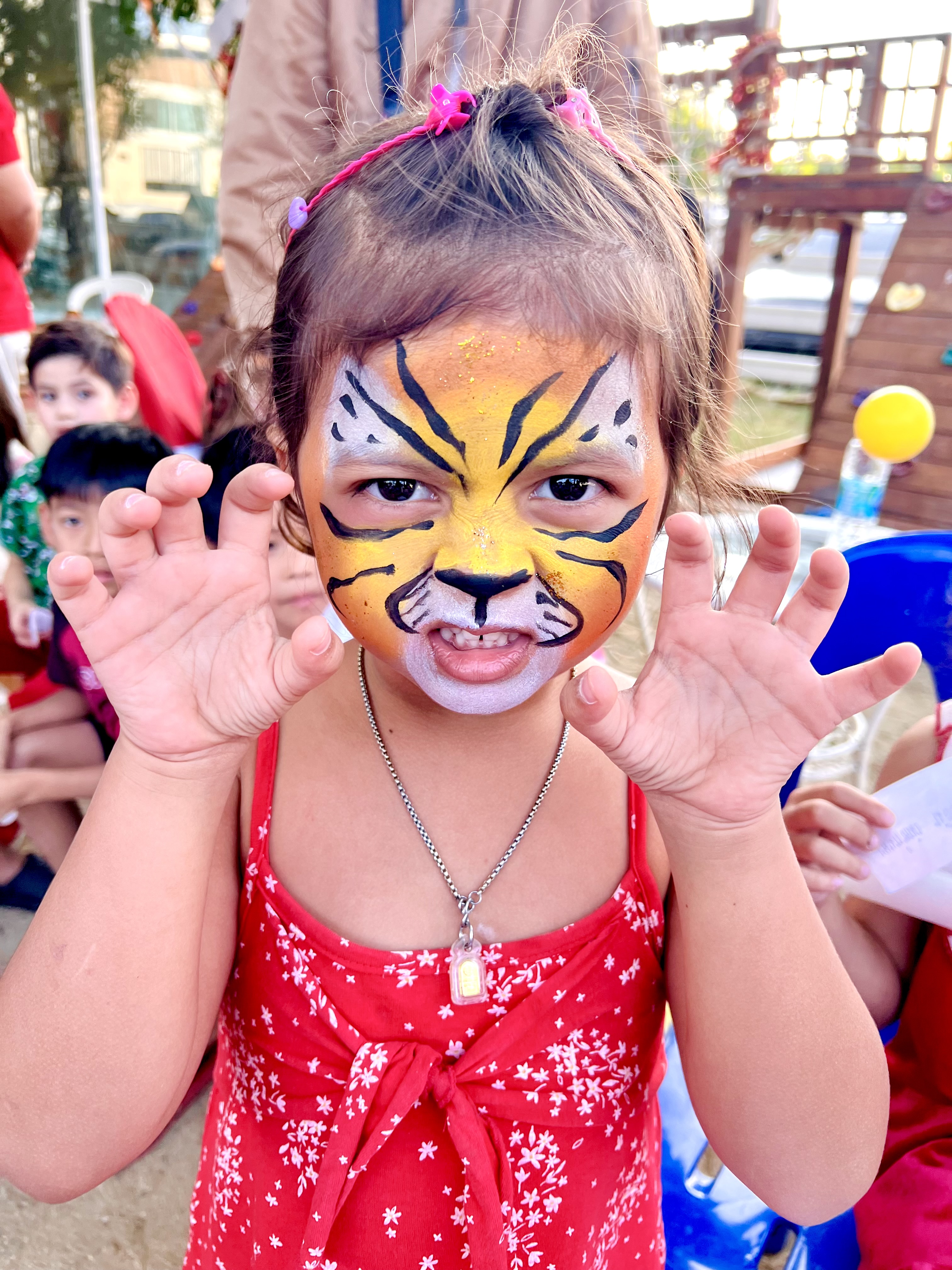 เพ้นท์หน้าแฟนซี Facepainting เพ้นท์หน้าเด็ก เพ้นท์หน้าฮาโลวีน