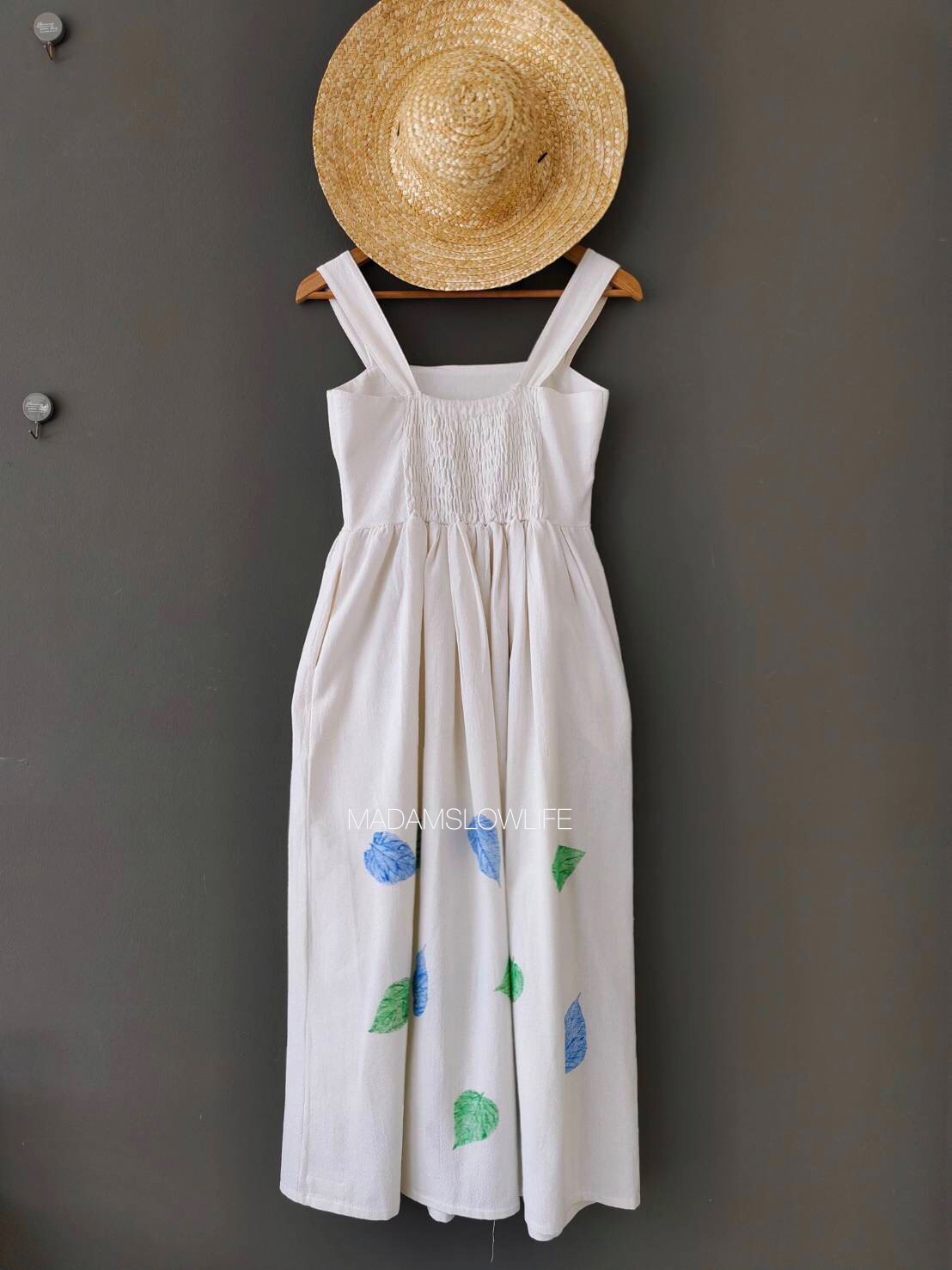 ชุดเดรส size F อก 34-40 นิ้ว ยาว 45 นิ้ว เนื้อผ้าคอตตอน ชุดเดรสสีชมพู ,สีขาว off-white