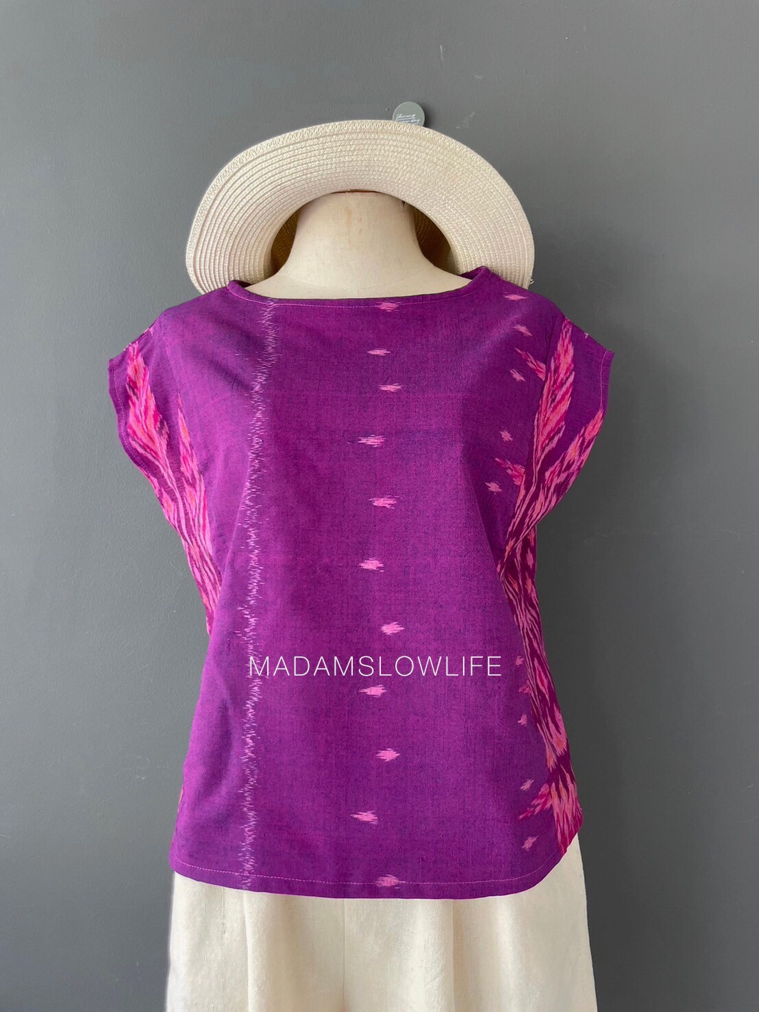 เสื้อผู้หญิง ผ้าฝ้ายมัดหมีทอมือ ลวดลายไทยโทนสีม่วง เสื้อทรงปีกผีเสื้อใส่แล้วเข้ารูปสวย