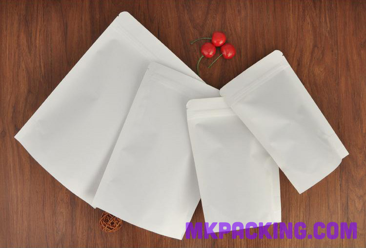 ถุงกระดาษสีขาวเคลือบด้าน ทึบ ซิปล็อค ตั้งได้ ขนาด 10x15+3cm