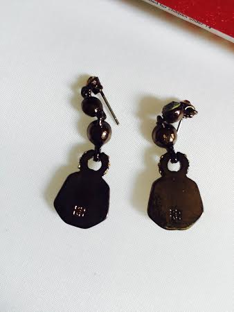 ต่างหู Givenchy