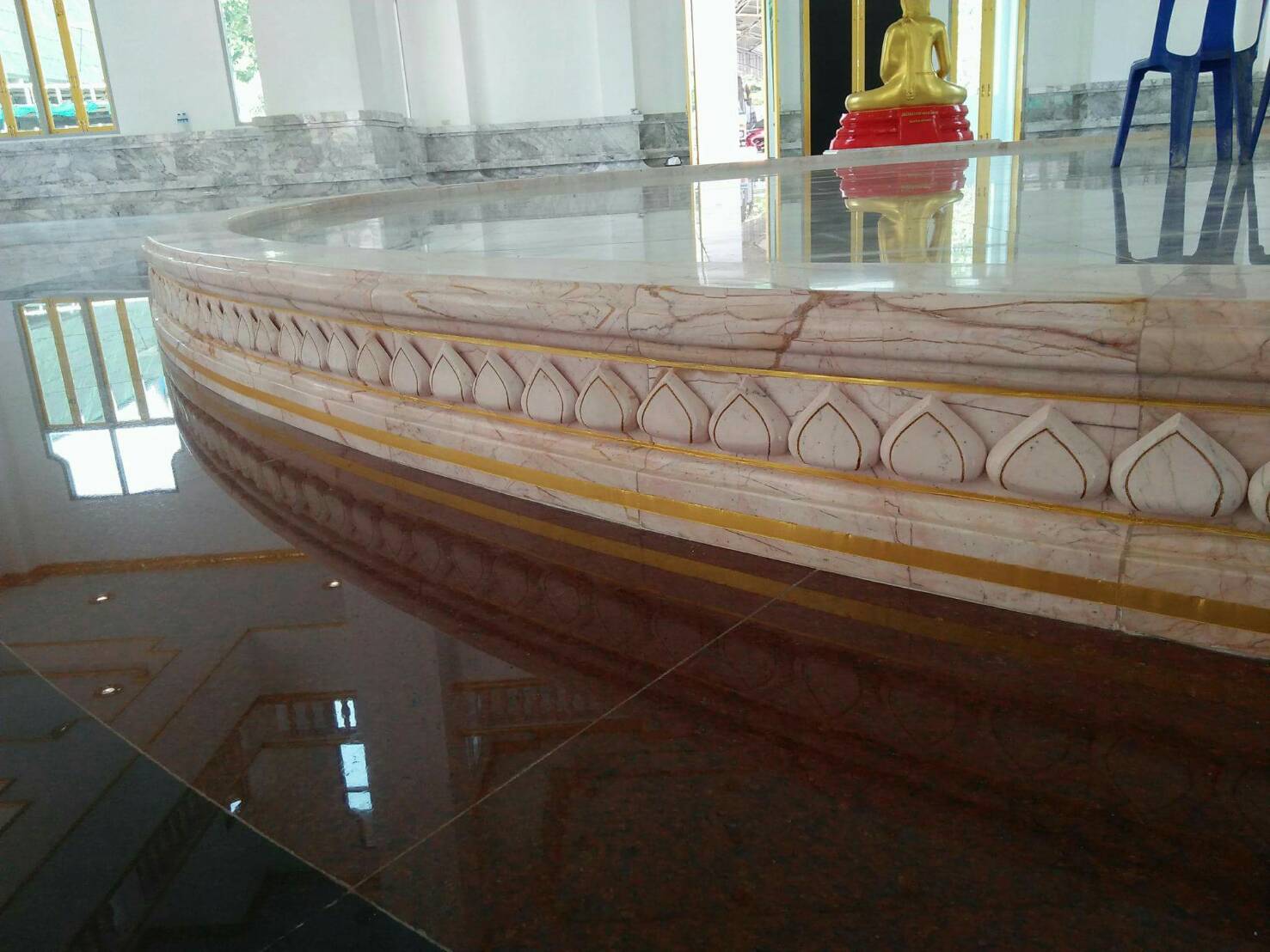 ฐานพระหินอ่อน