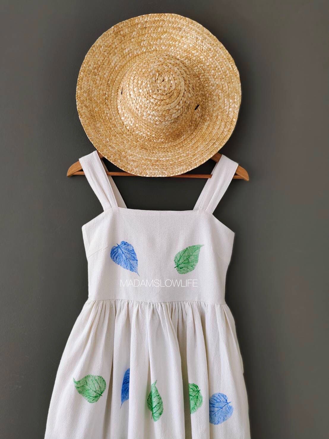 ชุดเดรส size F อก 34-40 นิ้ว ยาว 45 นิ้ว เนื้อผ้าคอตตอน ชุดเดรสสีชมพู ,สีขาว off-white