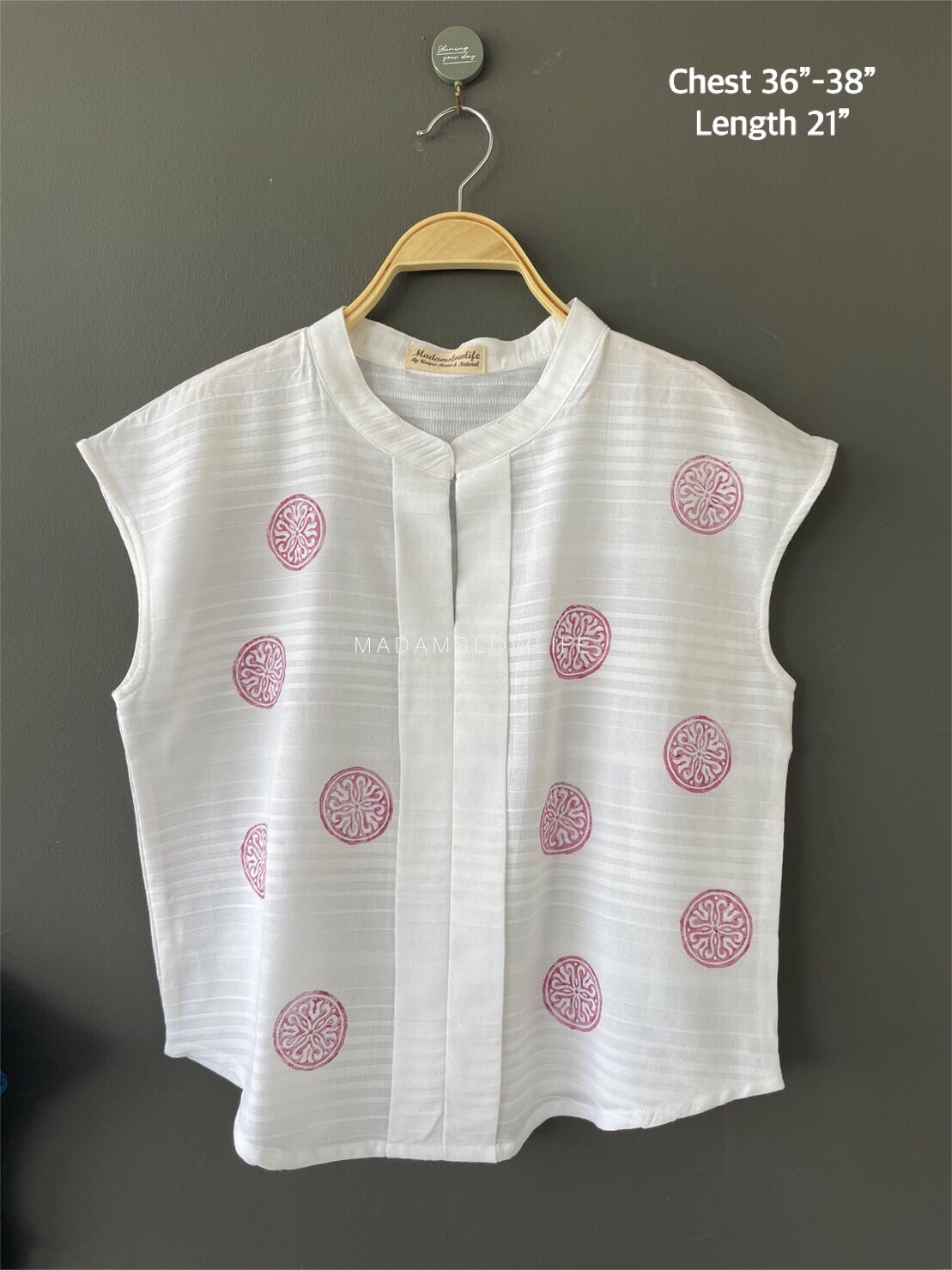 เสื้อผู้หญิง Size:F เนื้อผ้าคอตตอนแบบมีเทกเจอร์ พิมพ์ลายด้วยมือจากบล็อคไม้โดยใช้สีปลอดสารพิษ