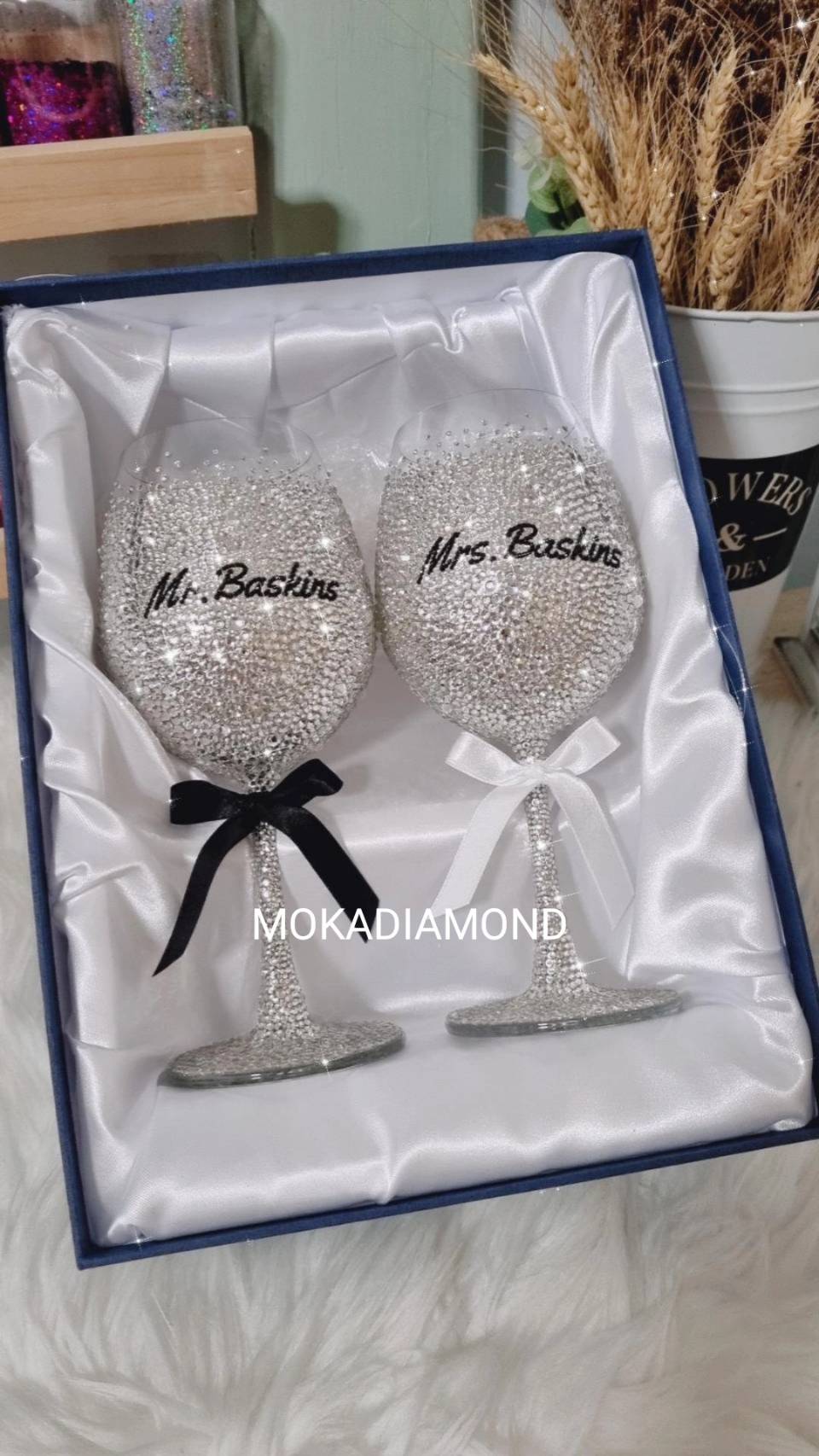 แก้วไวน์ติดเพชร Wedding Set สำหรับ 2 ใบ