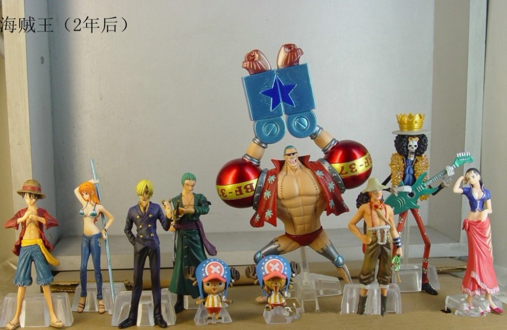 วันพีช New World 10ตัว ฐานใส (กล่องฟ้า)