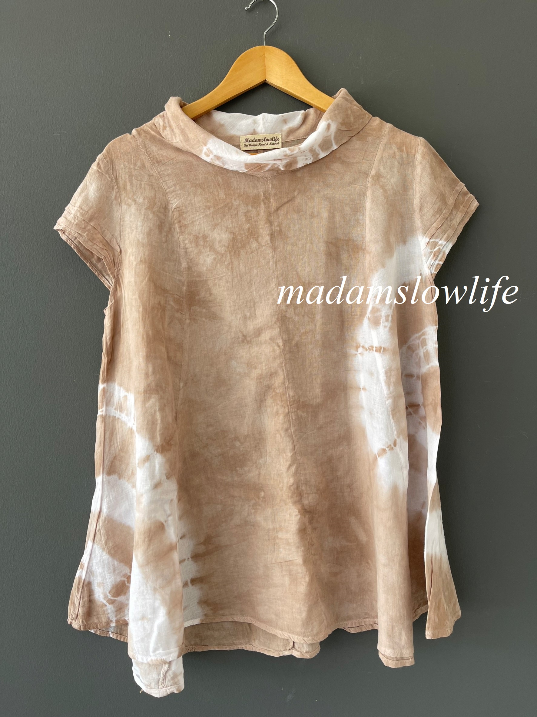 เสื้อคอพับ A คอตตอน 100% เนื้อนิ่ม ย้อมและพิมพ์มือสีปลอดสารพิษ มีให้เลือก4สี