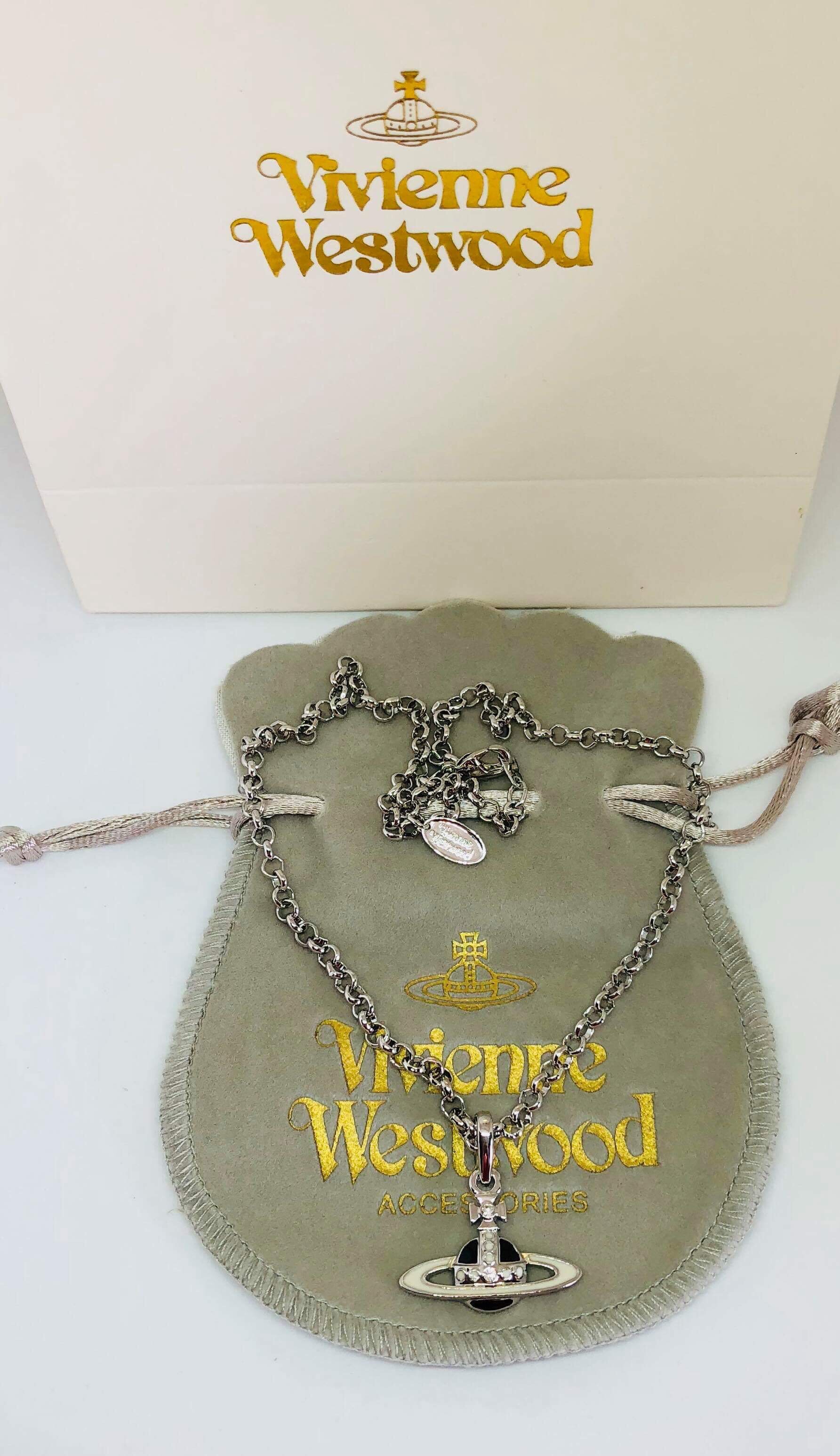 vivienne westwood Neil Bas Relief Pendant necklace
