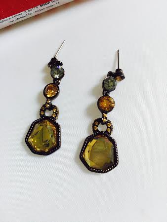 ต่างหู Givenchy