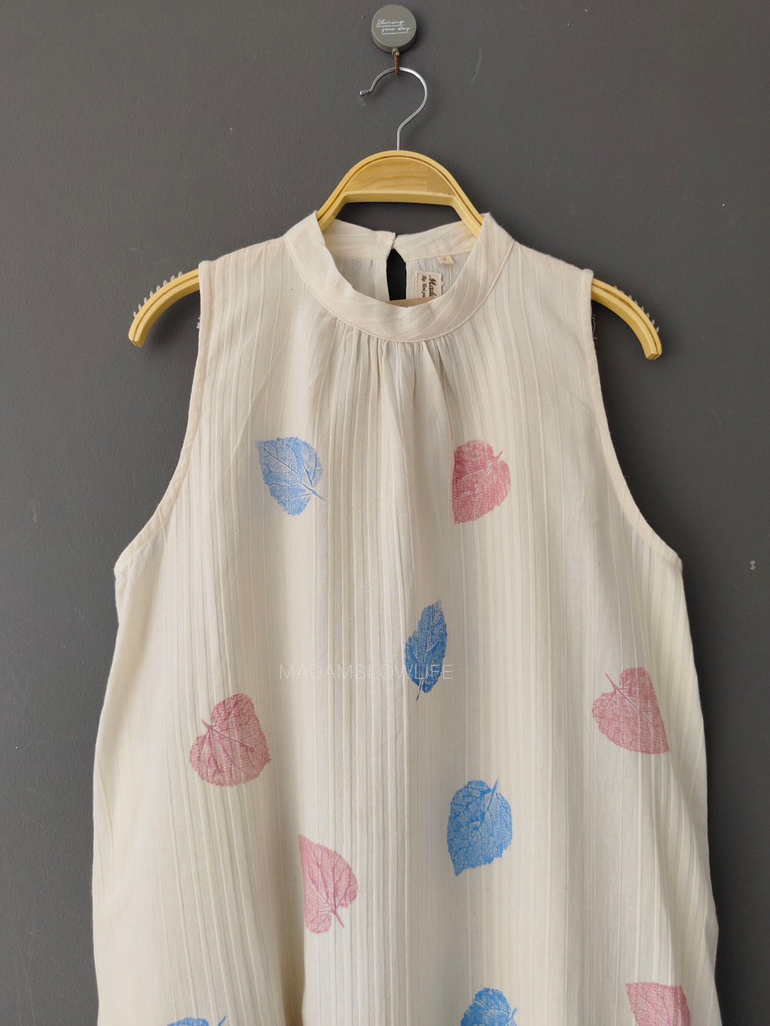 เดรสคอตั้งระบายชาย Size: F พิมพ์ลายใบไม้แมทสีชมพูฟ้าลุคน่ารัก