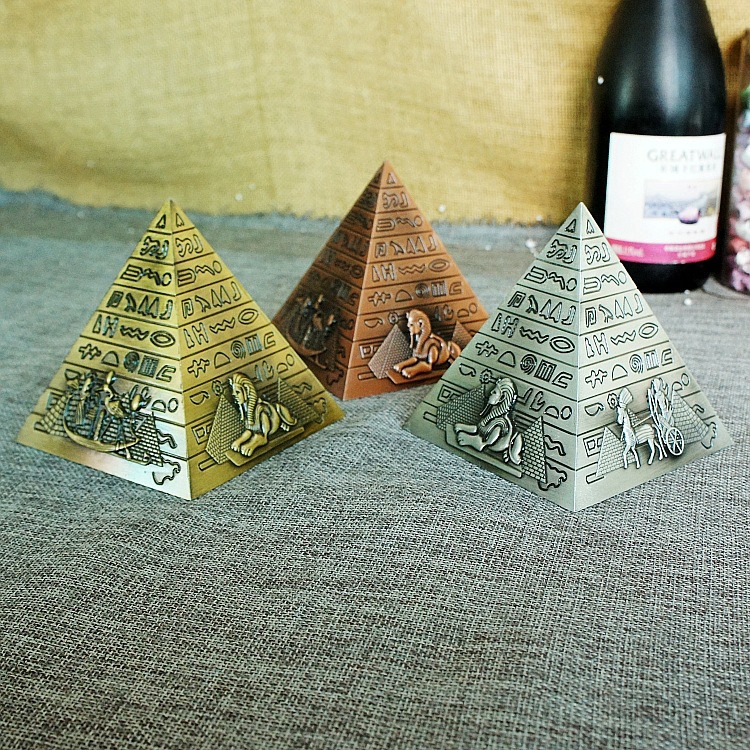 พีระมิดโลหะตั้งโต๊ะสวยงาม+นาฬิกา Egyptian pyramid with clock