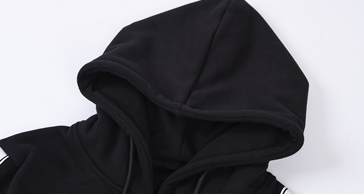 เสื้อกันหนาวมีฮู้ด ลาย Sword Art Online: Alicization