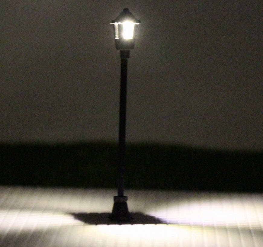 เสาไฟโคมเดี่ยว 3V สูง 5.5 ซ.ม. / 5 ต้น (มี Resistor)