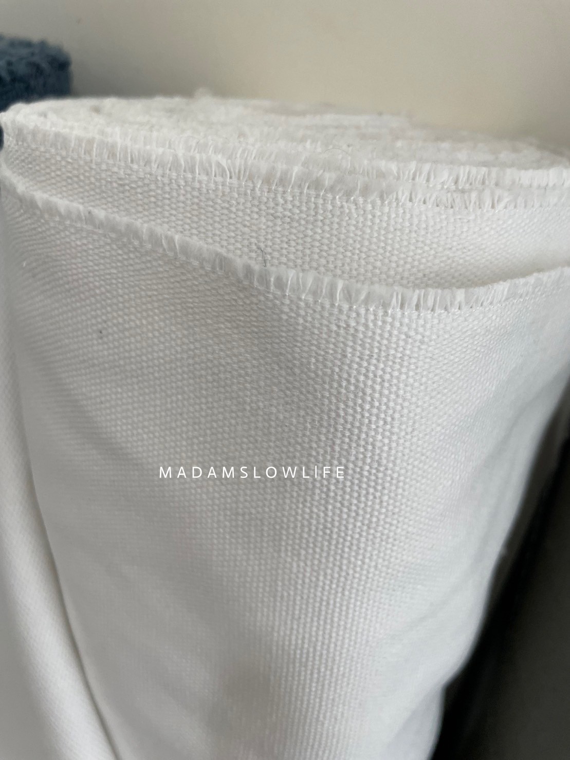 ผ้าแคนวาส CANVAS 15OZ สีขาว w112 cm