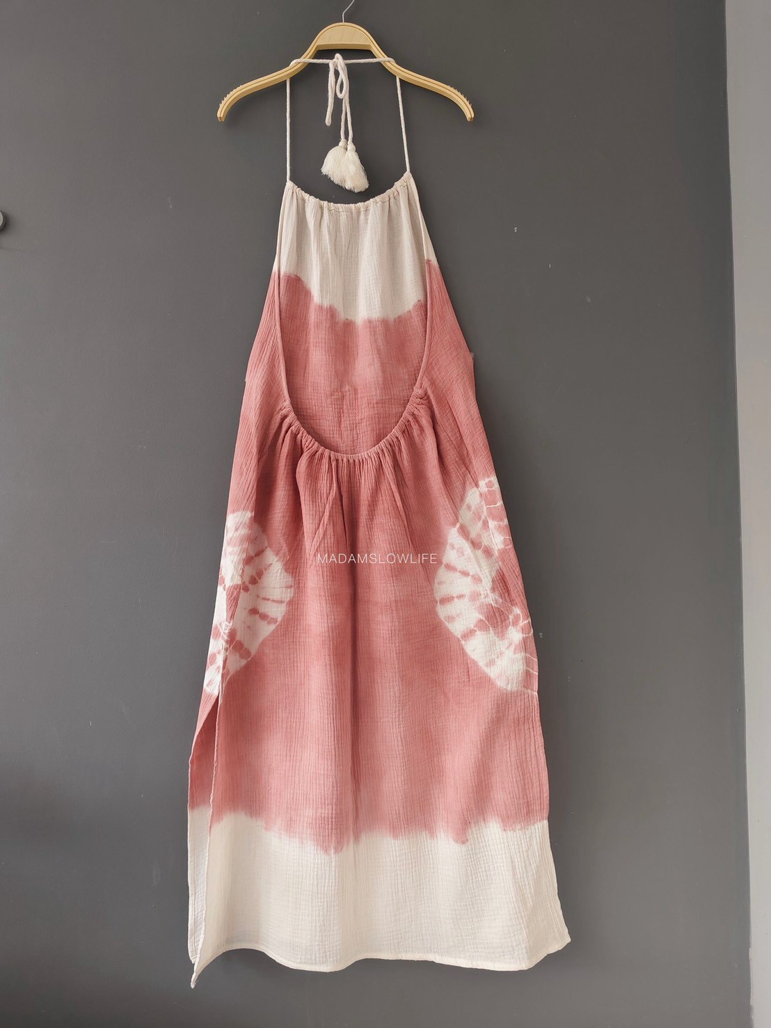ชุดเดรสเว้าหลังให้ลุคน่ารัก มัดย้อมสีปลอดสารพิษ Size: F