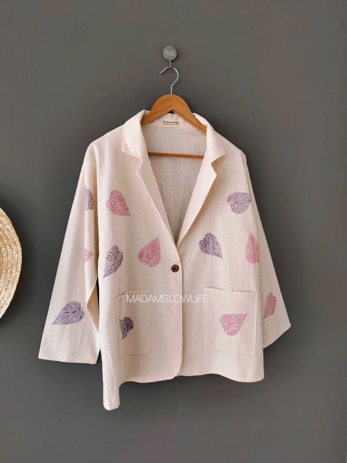 เสื้อสูททรง Blazer Size F อก 36-44 นิ้ว ปลายแขน 20 นิ้ว ยาว 26 นิ้ว